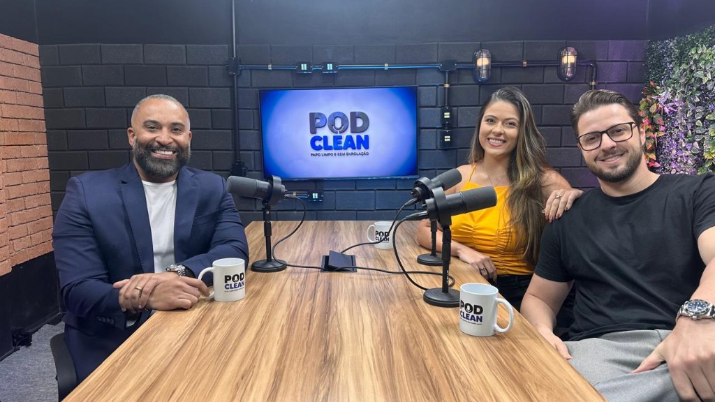 Pod Clean – estúdio com três convidados